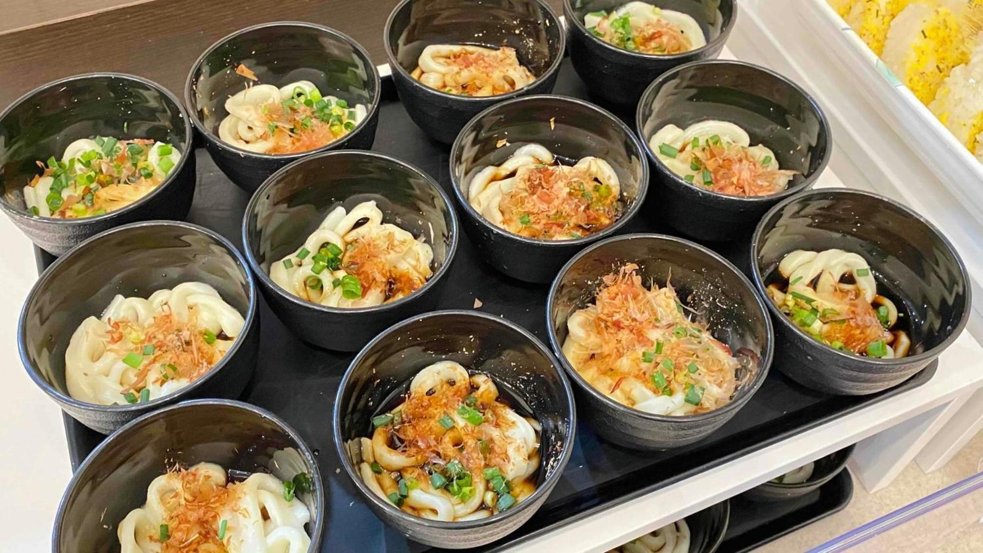 Toyoko Inn Tsu Eki Nishi Guchi Экстерьер фото