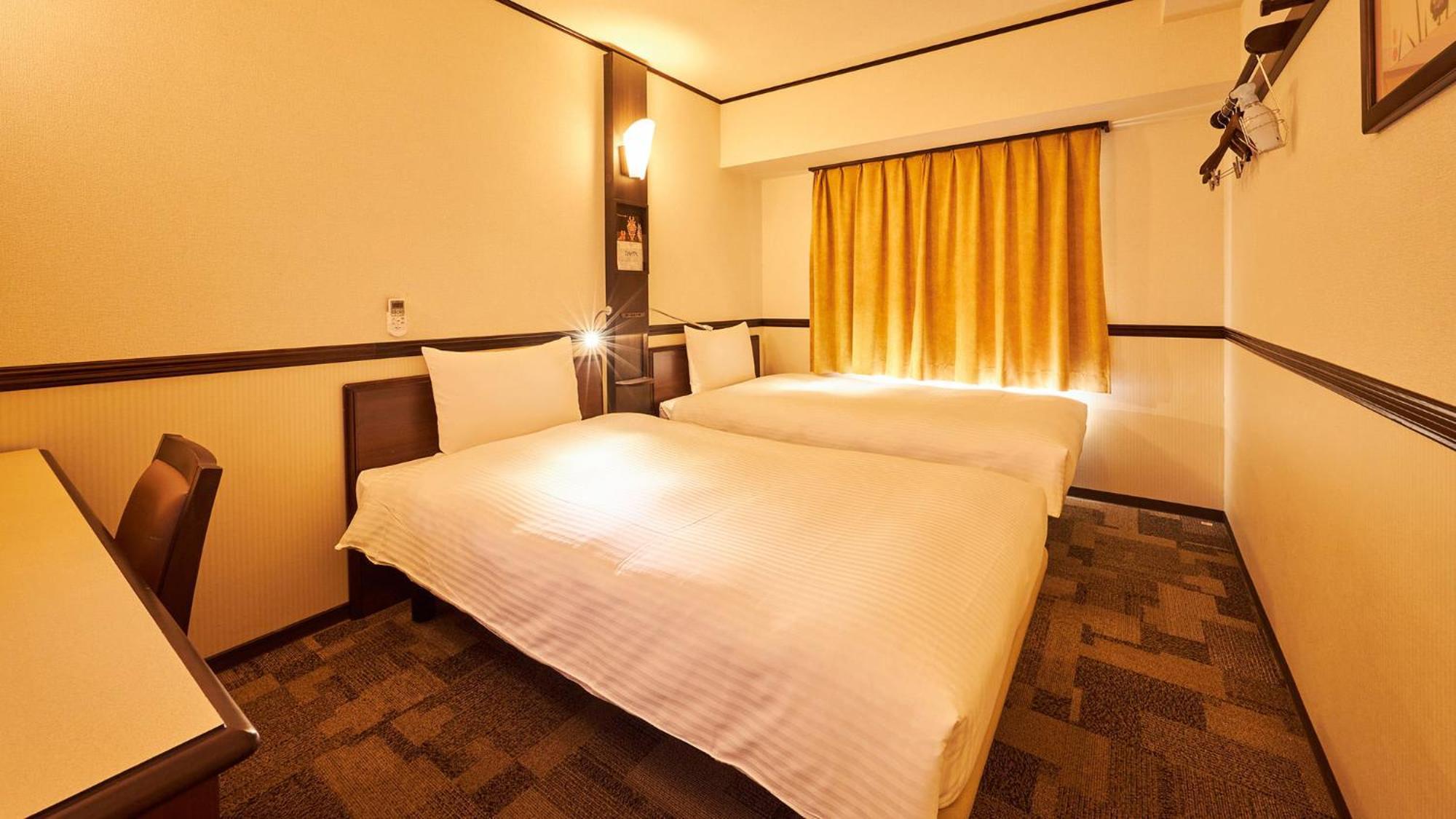 Toyoko Inn Tsu Eki Nishi Guchi Номер фото