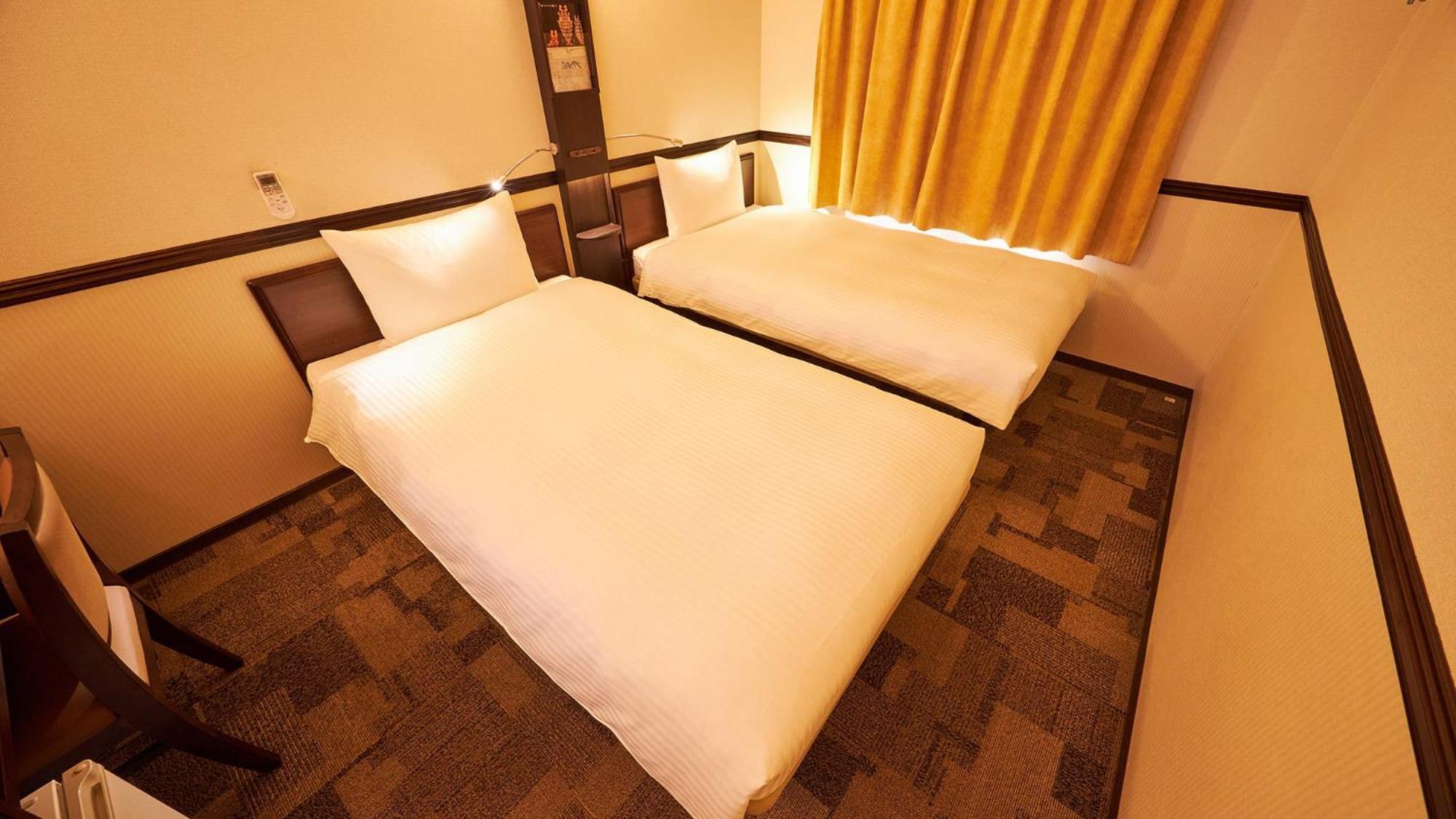 Toyoko Inn Tsu Eki Nishi Guchi Номер фото