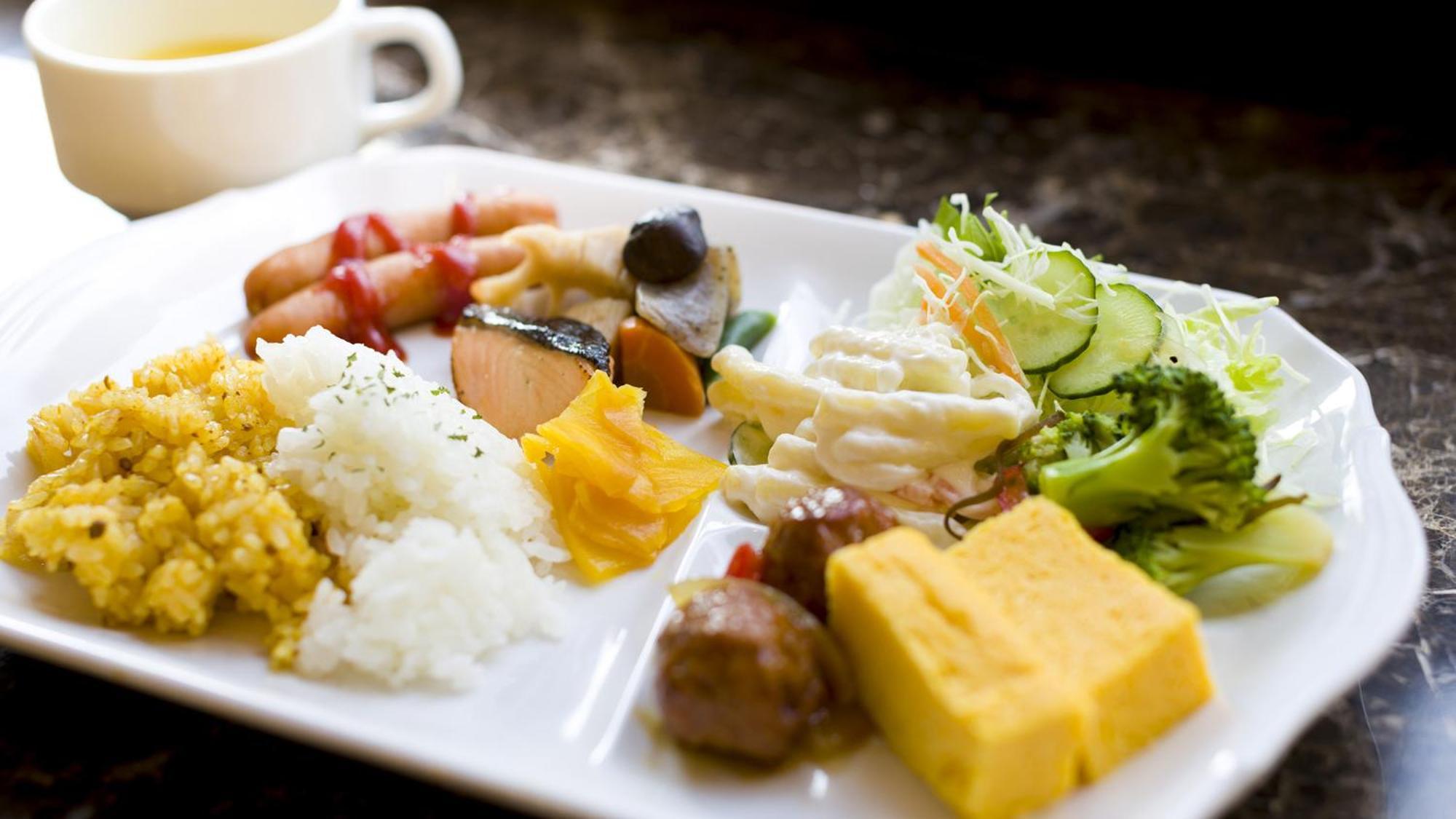Toyoko Inn Tsu Eki Nishi Guchi Экстерьер фото